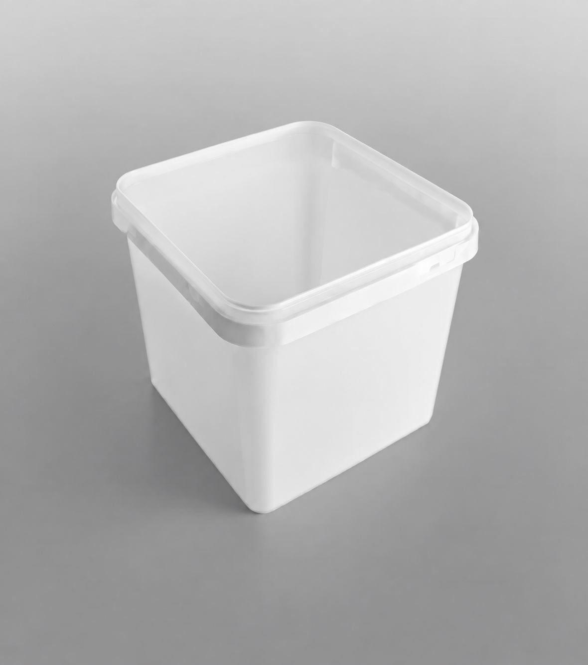 4L SQURE PLASTIC FOOD STORAGE CONTAINES WITH LID - Image 2